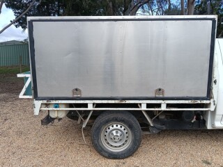 Canopy RH Side